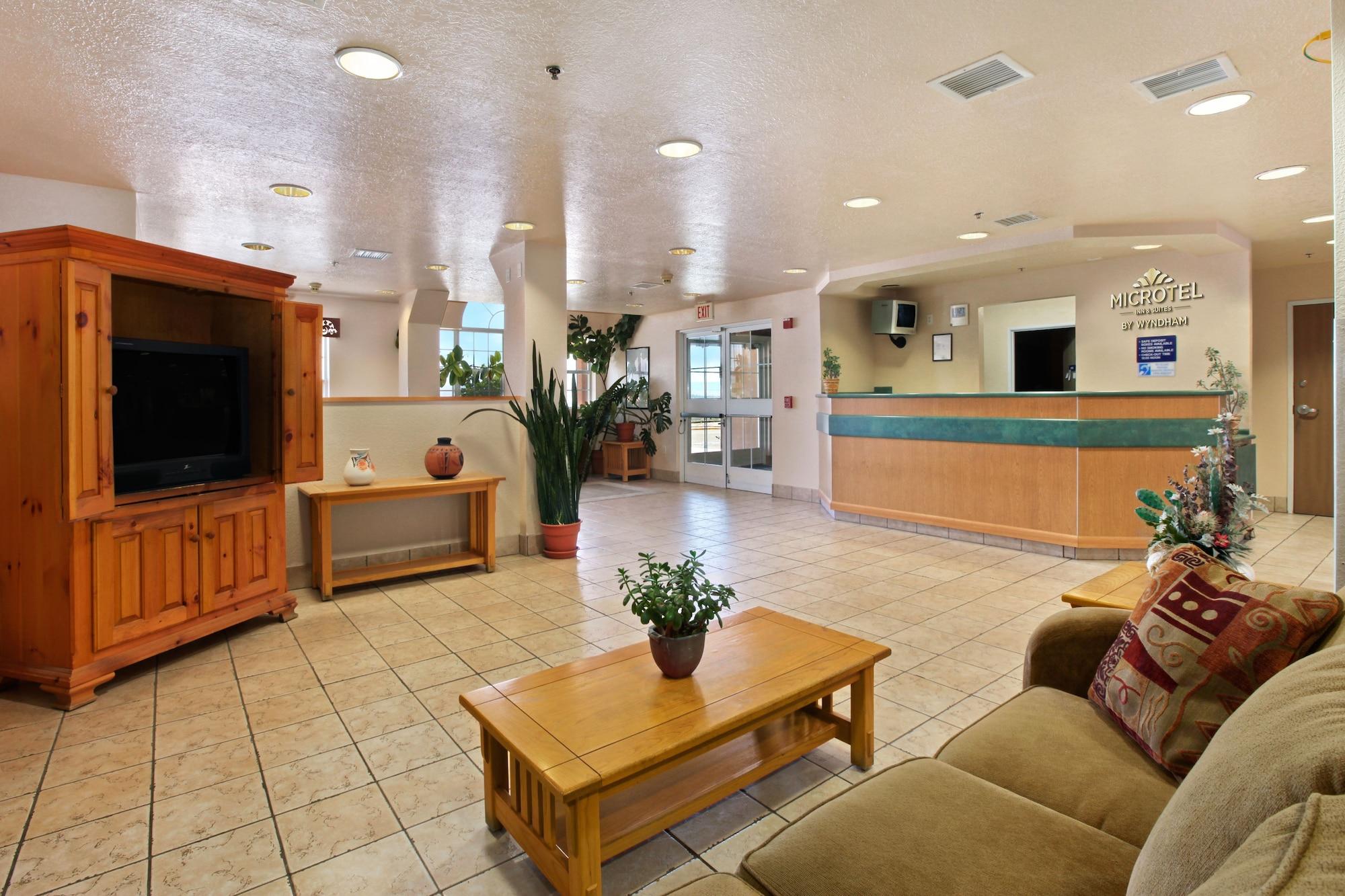 Hotel Microtel & By Wyndham West 2*